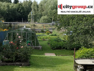 Zahrada, pozemek 750 m2 s chatou, OV, Jihlava